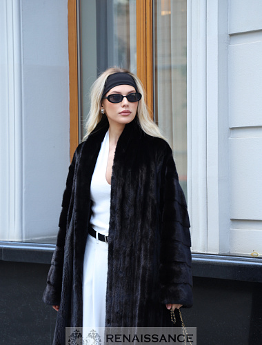 Роскошная шуба из меха норки