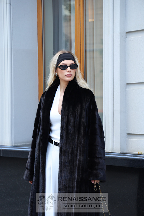 Роскошная шуба из меха норки