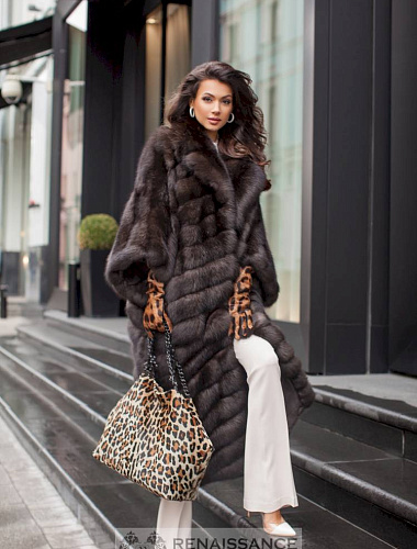 Шуба манто из меха баргузинского соболя