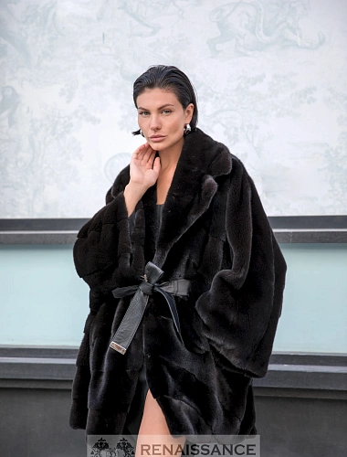 Элегантный жакет свободного силуэта из норки