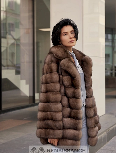 Короткая шуба автоледи из баргузинского соболя