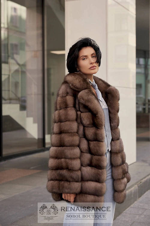 Короткая шуба автоледи из баргузинского соболя