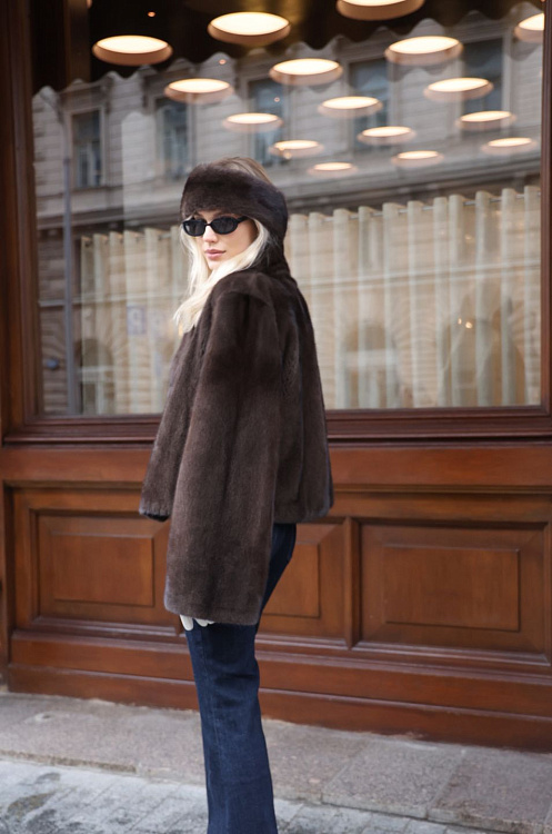 Стильный жакет из норки