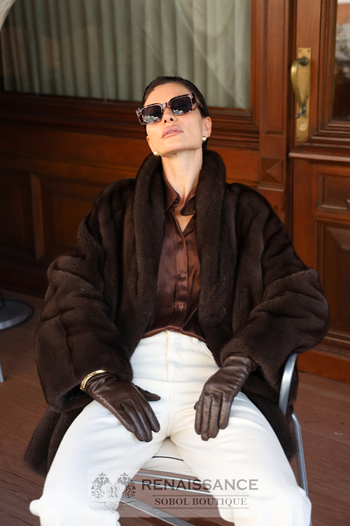 Удлиненный жакет из меха норки