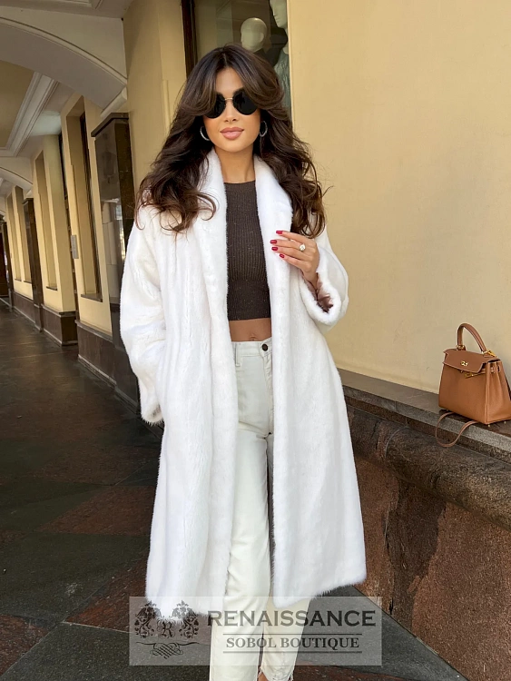 Полушубок из белой норки