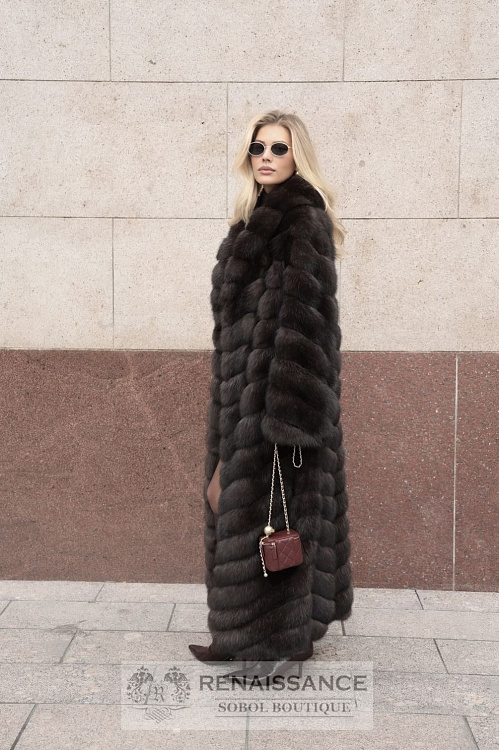 Элегантная шуба из соболя