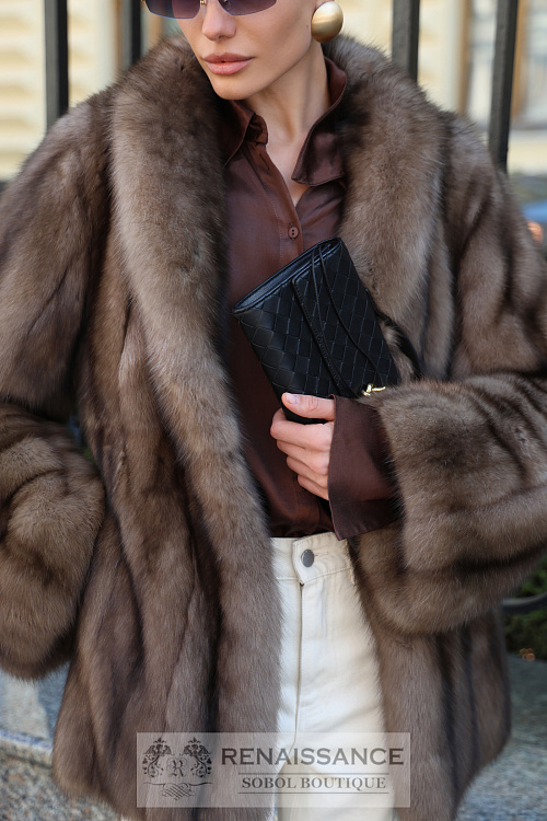 Жакет из соболя в цельных шкурках