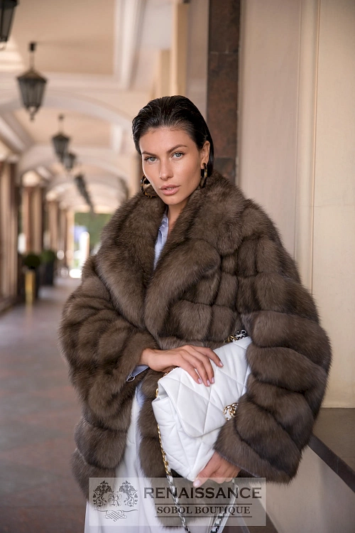 Элегантный жакет из меха соболя