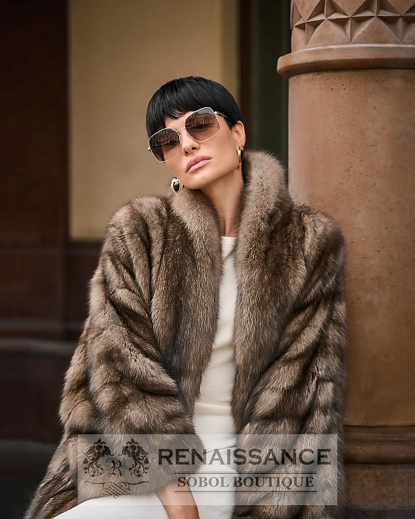 Соболиная шуба в стиле винтаж