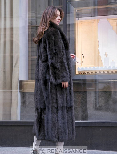 Классическое пальто из соболя