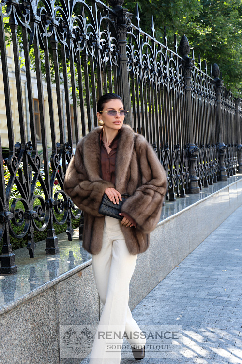 Жакет из соболя в цельных шкурках