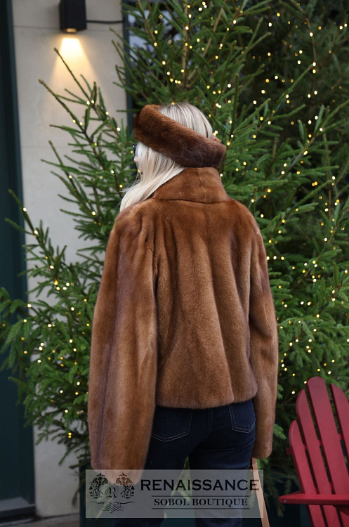 Короткая шуба из меха норки