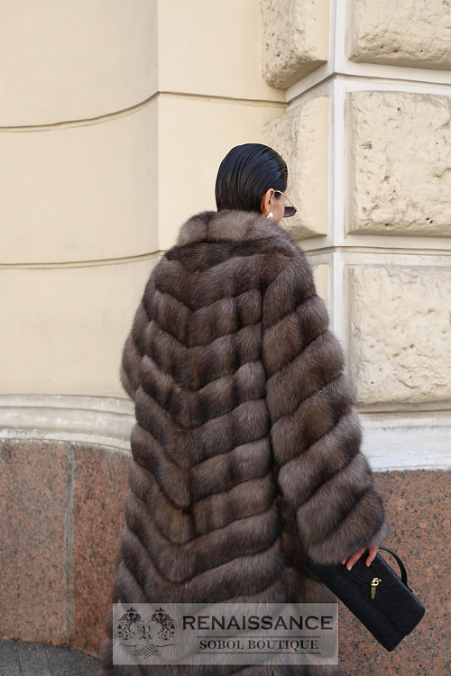 Эксклюзивное пальто из баргузинского соболя , седина №5