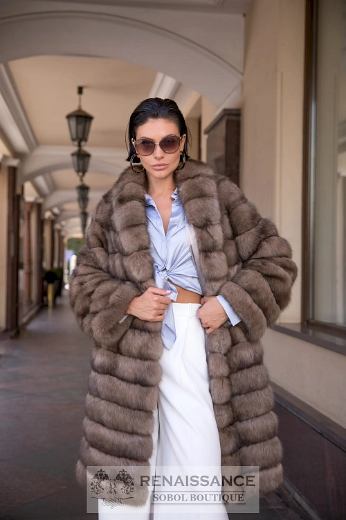 Шубка из седого, светлого соболя