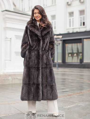 Классическое пальто из седого баргузинского соболя