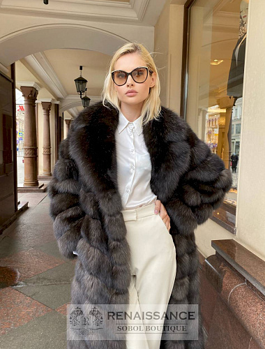 Длинное пальто из седого соболя