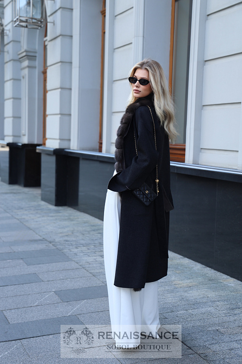 Пальто из шерсти/кашемира Loro Piana с отделкой соболем