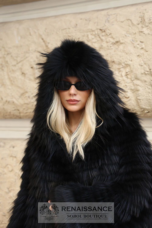Роскошное пальто  из лисы