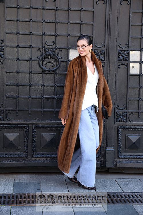 Классическая шуба из меха норки