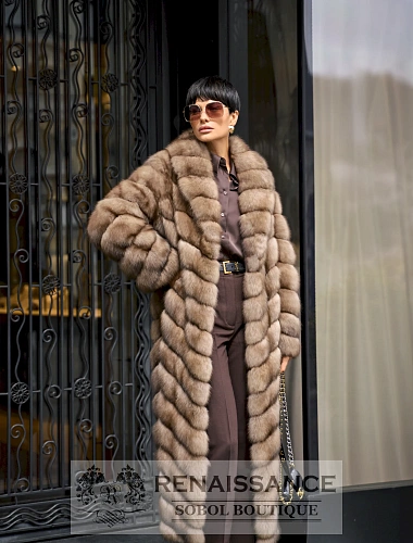 Элегантная соболиная шуба