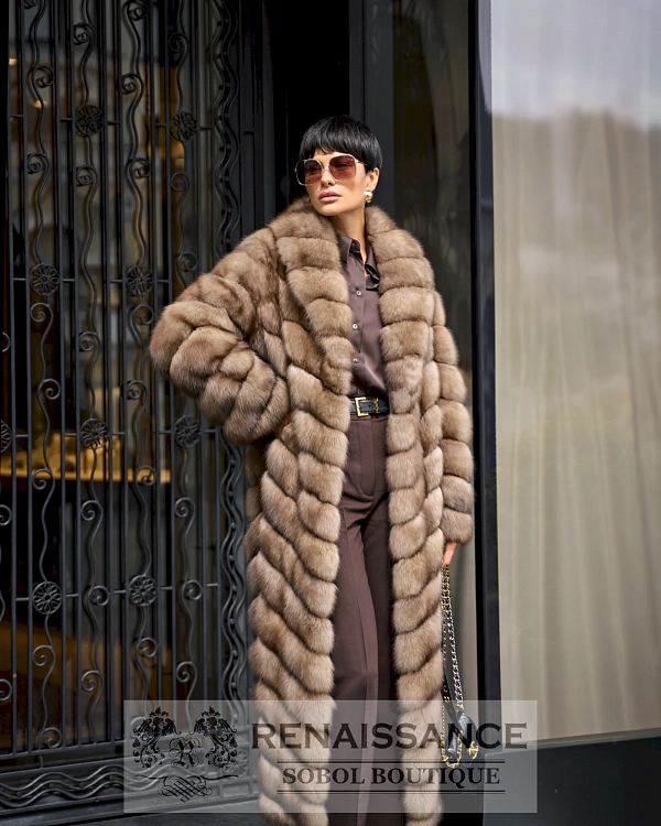 Элегантная соболиная шуба