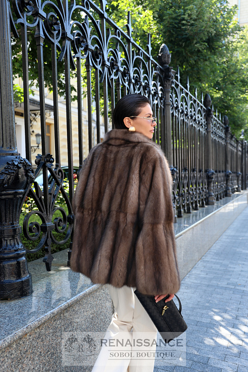 Жакет из соболя в цельных шкурках